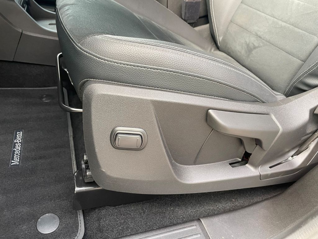 Coche Mercedes-Benz T 180 Power Plus Autom Kamera AHK LED MBUX: foto 13