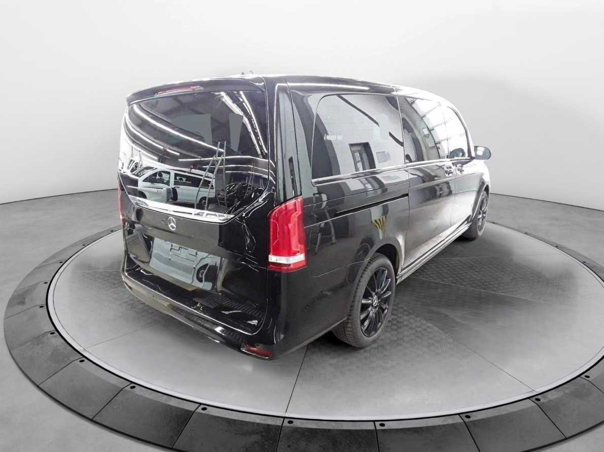 Mercedes-Benz V 300 d 4MATIC EXCLUSIVE AMG Panorama DISTRONIC - Furgoneta de pasajeros: foto 3 Mercedes-Benz V 300 d 4MATIC EXCLUSIVE AMG Panorama DISTRONIC - Furgoneta de pasajeros: foto 3