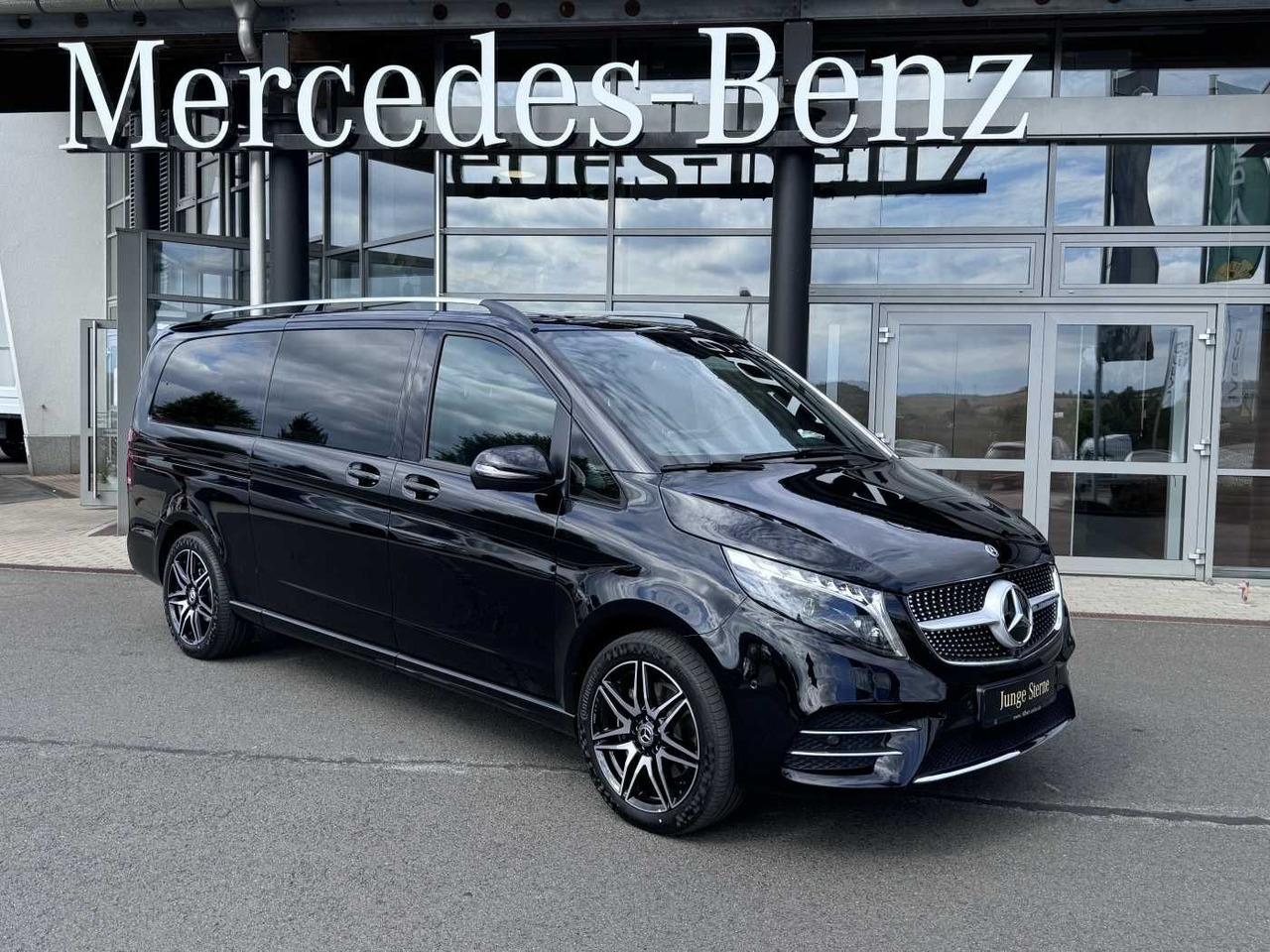 Mercedes-Benz V 300 d AVA AMG 4MATIC AIRMATIC Sitzklima el Tür - Coche: foto 1 Mercedes-Benz V 300 d AVA AMG 4MATIC AIRMATIC Sitzklima el Tür - Coche: foto 1