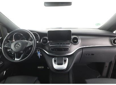 Mercedes-Benz V 300 d AVA ED AMG AIRMATIC Tisch AHK2,5to Stdh - Furgoneta de pasajeros: foto 4 Mercedes-Benz V 300 d AVA ED AMG AIRMATIC Tisch AHK2,5to Stdh - Furgoneta de pasajeros: foto 4