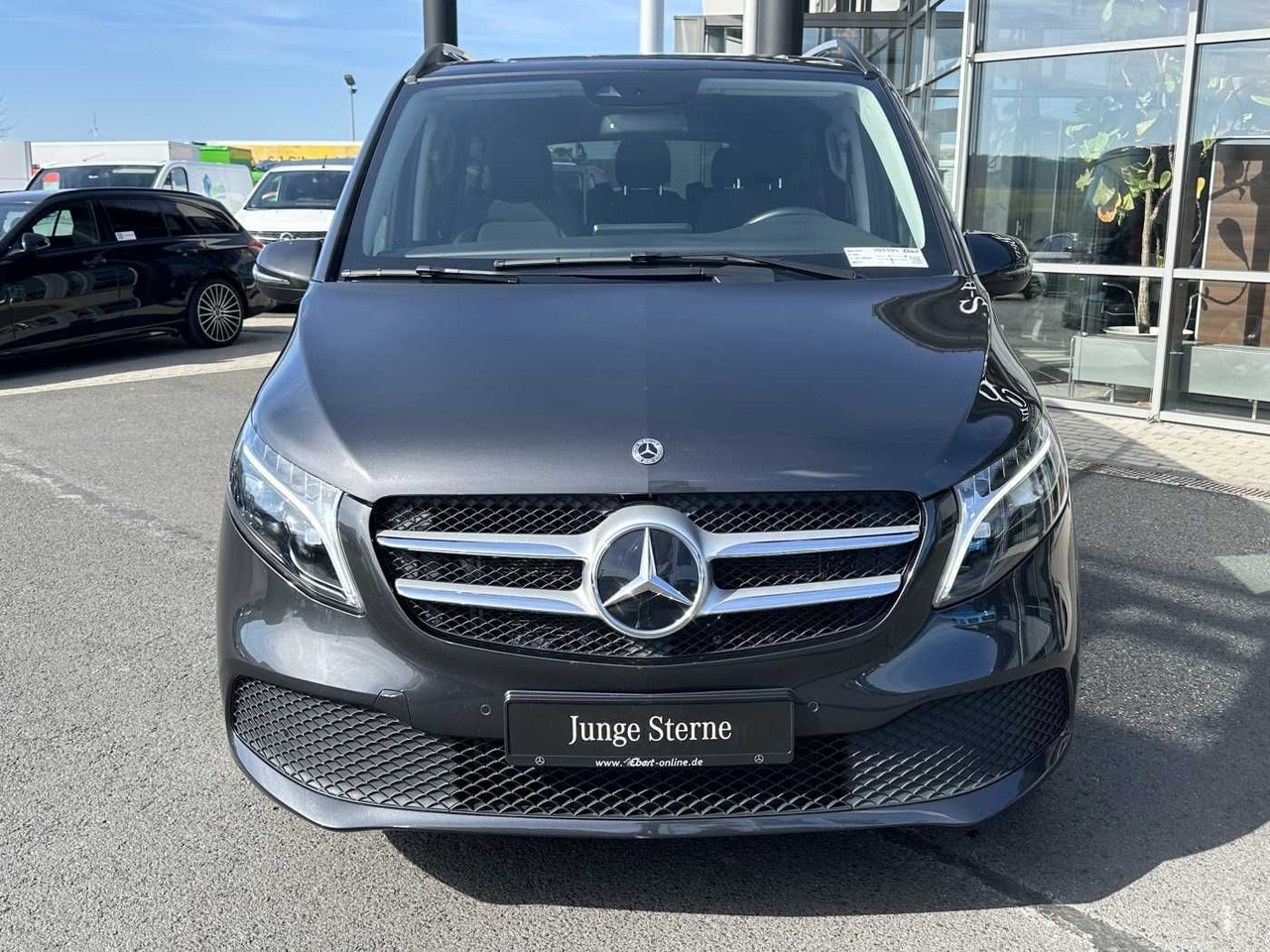 Mercedes-Benz V 300 d EDITION 4MATIC DISTRONIC AHK LED Kamera - Coche: foto 2 Mercedes-Benz V 300 d EDITION 4MATIC DISTRONIC AHK LED Kamera - Coche: foto 2