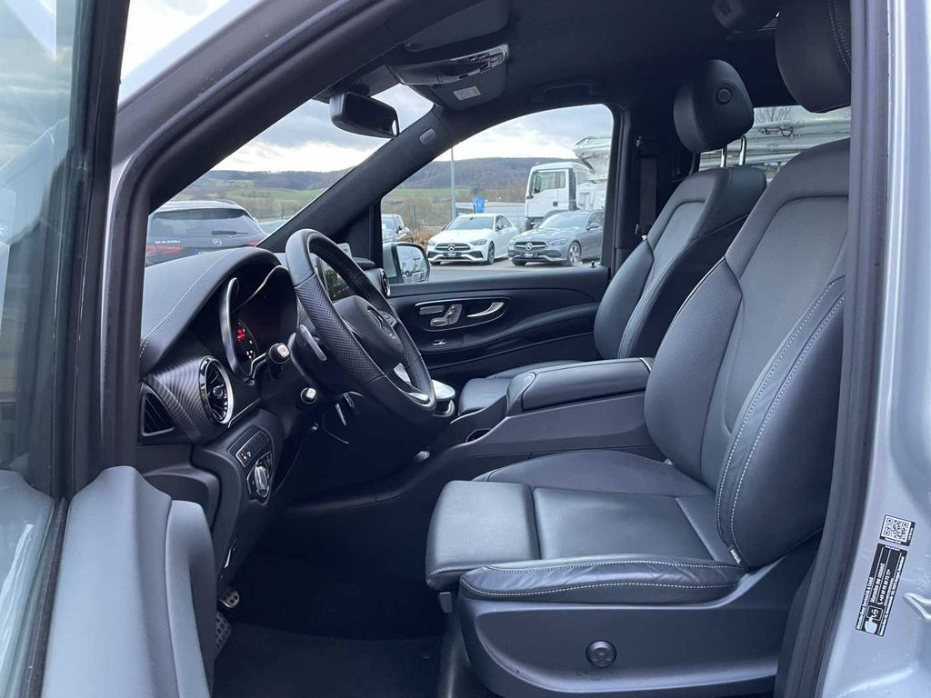 Minibús, Furgoneta de pasajeros Mercedes-Benz V 300 d EXCLUSIVE ED AMG Panorama AHK2,5 DISTRON: foto 12
