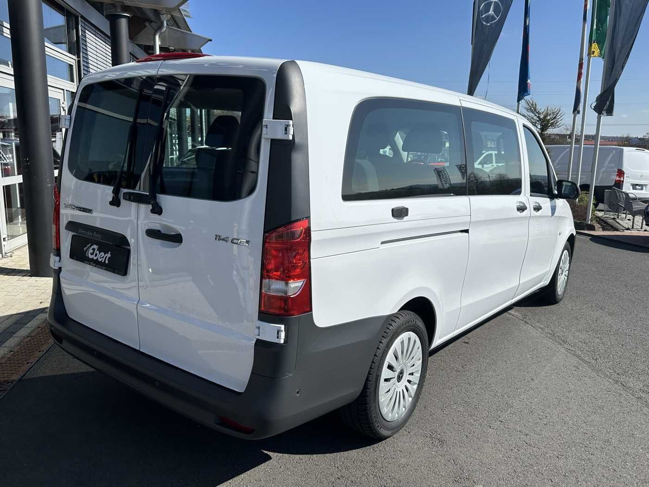 Mercedes-Benz Vito 114 CDI Tourer 8Sitze Klima Audio40 Kamera - Coche: foto 4 Mercedes-Benz Vito 114 CDI Tourer 8Sitze Klima Audio40 Kamera - Coche: foto 4