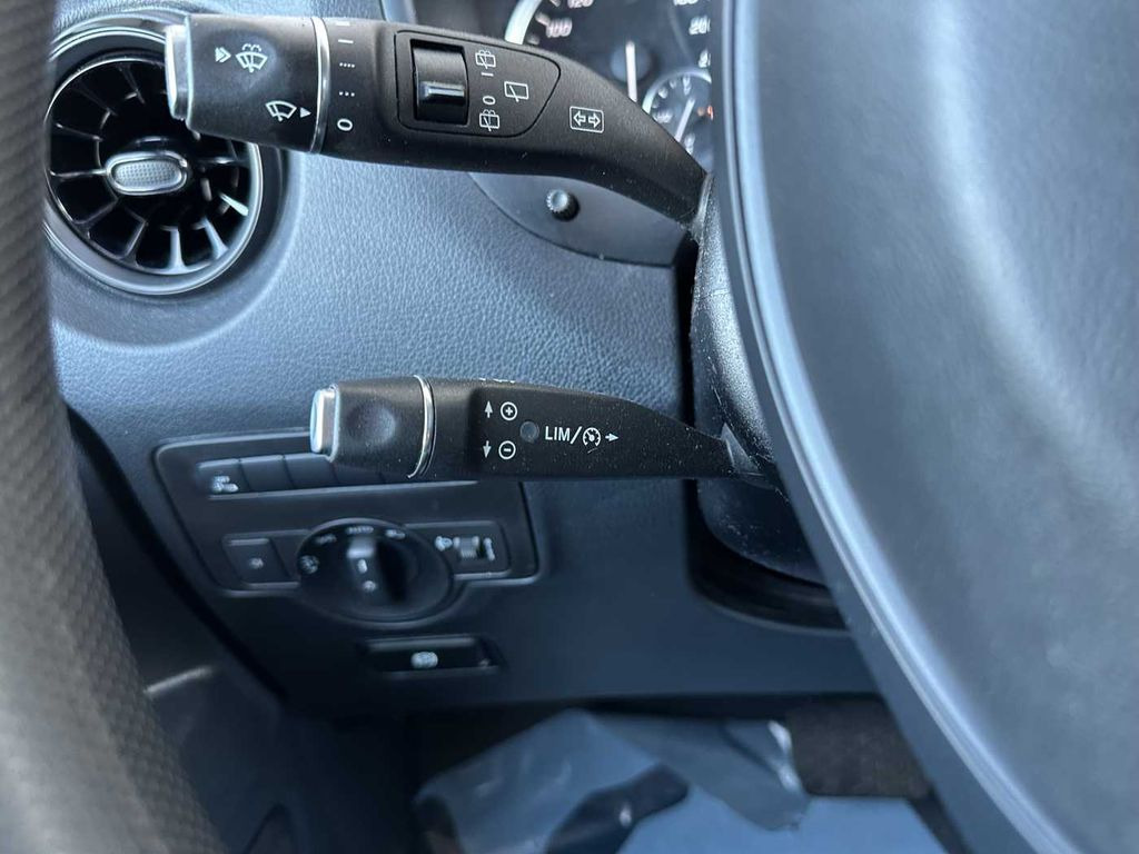 Minibús, Furgoneta de pasajeros Mercedes-Benz Vito 116 CDI Mixto 9G Klima Kamera SHZ Audio40 Mercedes-Benz Vito 116 CDI Mixto 9G Klima Kamera SHZ Audio40: foto 14 Minibús, Furgoneta de pasajeros Mercedes-Benz Vito 116 CDI Mixto 9G Klima Kamera SHZ Audio40 Mercedes-Benz Vito 116 CDI Mixto 9G Klima Kamera SHZ Audio40: foto 14