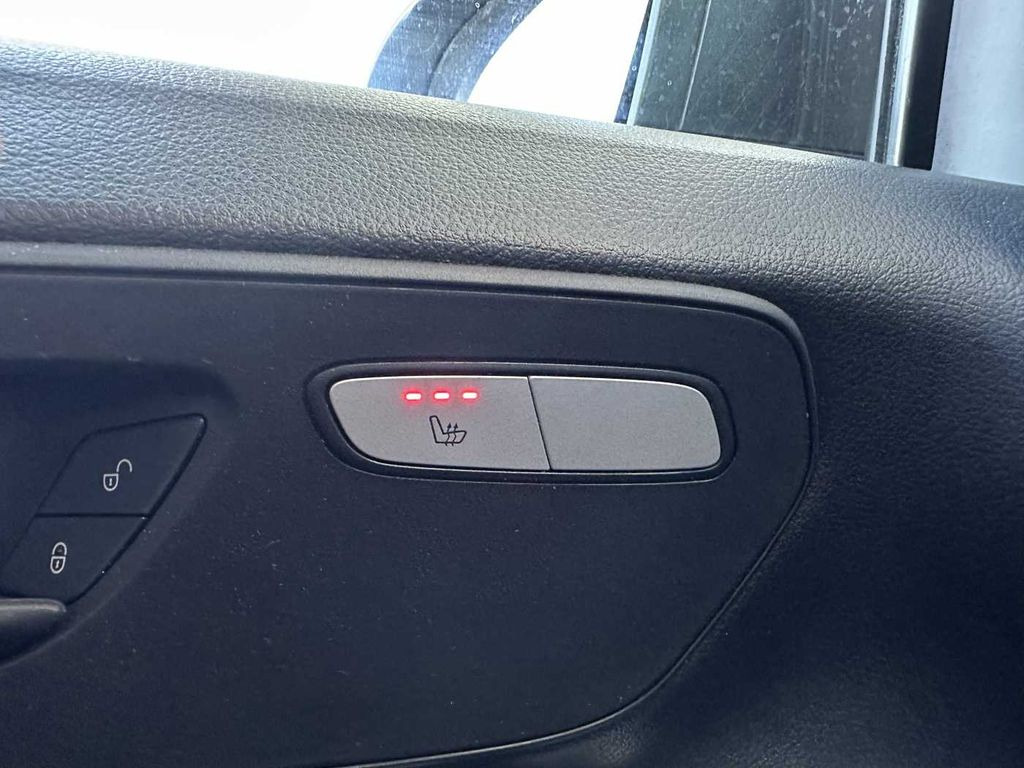 Minibús, Furgoneta de pasajeros Mercedes-Benz Vito 116 CDI Mixto 9G Klima Kamera SHZ Audio40 Mercedes-Benz Vito 116 CDI Mixto 9G Klima Kamera SHZ Audio40: foto 15 Minibús, Furgoneta de pasajeros Mercedes-Benz Vito 116 CDI Mixto 9G Klima Kamera SHZ Audio40 Mercedes-Benz Vito 116 CDI Mixto 9G Klima Kamera SHZ Audio40: foto 15