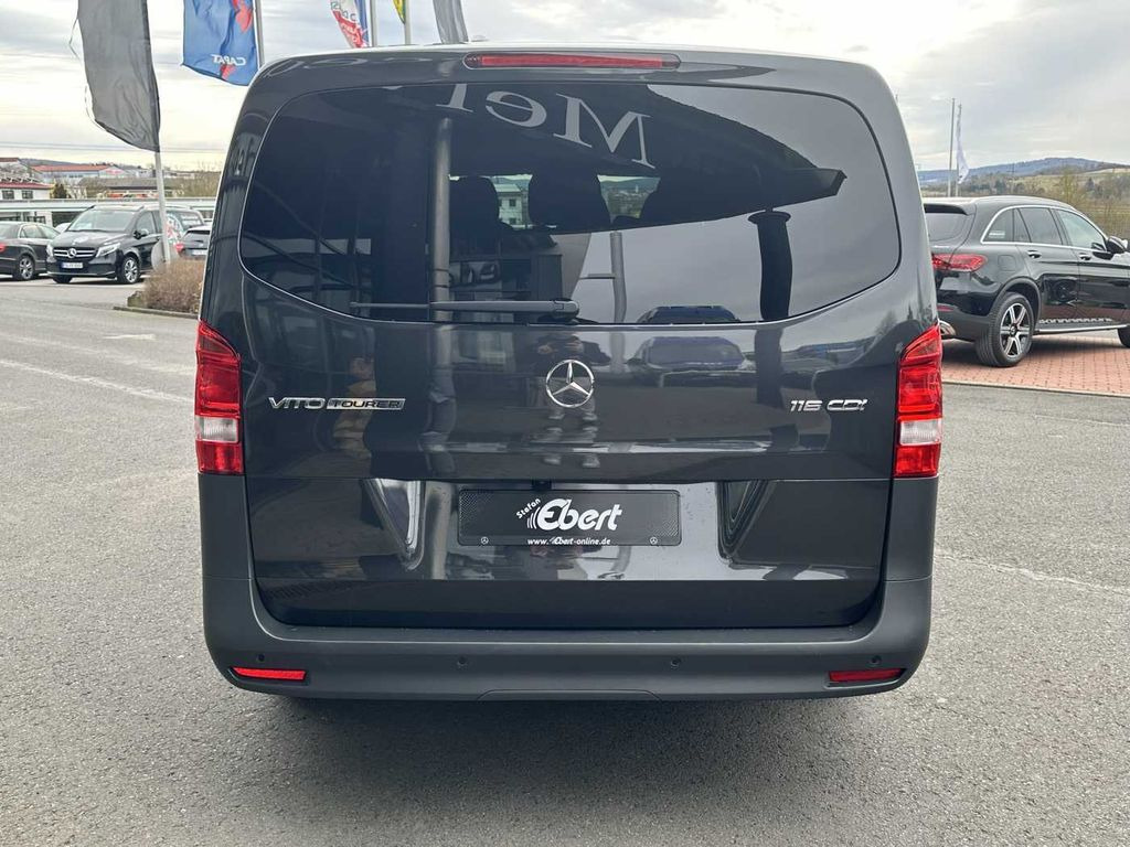 Mercedes-Benz Vito 116 CDI Tourer Pro 9Sitze 2xKlima Audio40 - Coche: foto 5 Mercedes-Benz Vito 116 CDI Tourer Pro 9Sitze 2xKlima Audio40 - Coche: foto 5