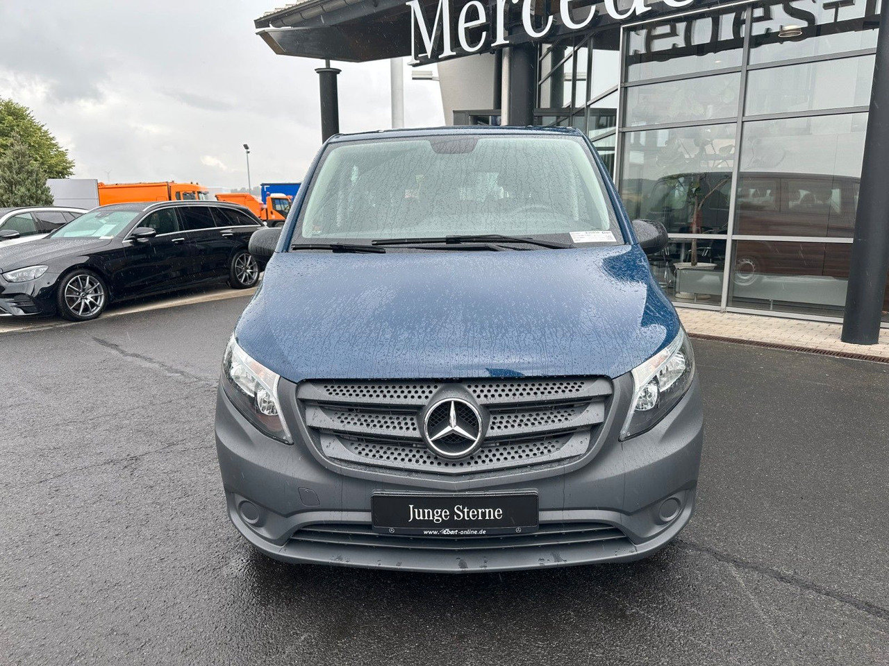 Mercedes-Benz Vito 119 CDI Tourer 3200 Klima AHK Tempomat - Furgoneta de pasajeros: foto 2 Mercedes-Benz Vito 119 CDI Tourer 3200 Klima AHK Tempomat - Furgoneta de pasajeros: foto 2