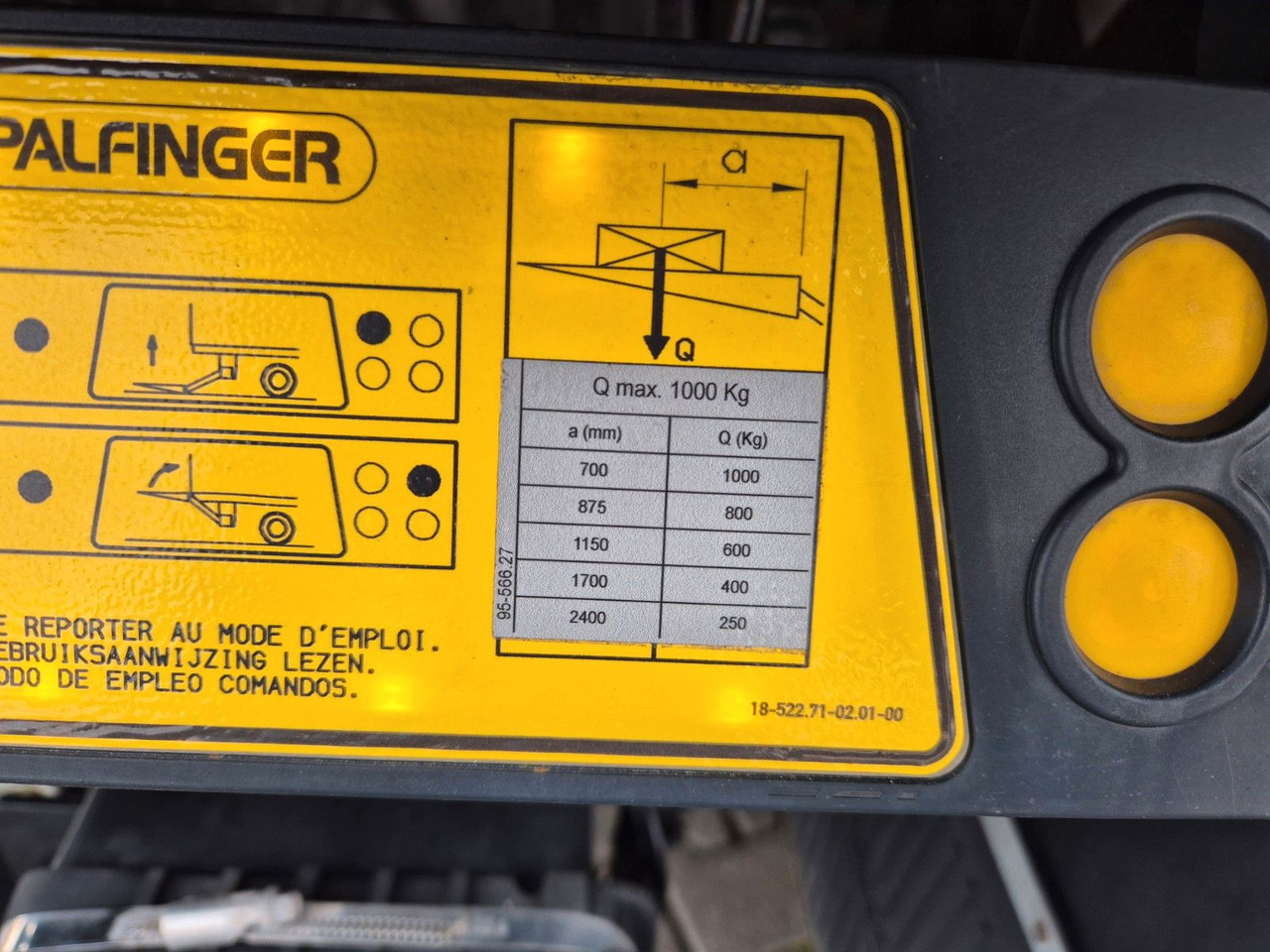 Furgoneta con lona Mitsubishi Canter 7C15 LBW Klima Navi Kamera AHK: foto 15 Furgoneta con lona Mitsubishi Canter 7C15 LBW Klima Navi Kamera AHK: foto 15