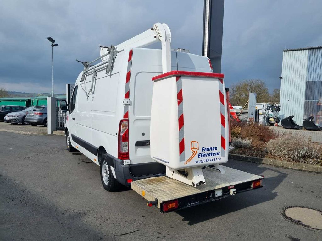 Renault Master 2.3 dCi / France Elevateur 121FT, 12m Renault Master 2.3 dCi / France Elevateur 121FT, 12m - Camión con plataforma elevadora, Furgoneta: foto 4 Renault Master 2.3 dCi / France Elevateur 121FT, 12m Renault Master 2.3 dCi / France Elevateur 121FT, 12m - Camión con plataforma elevadora, Furgoneta: foto 4