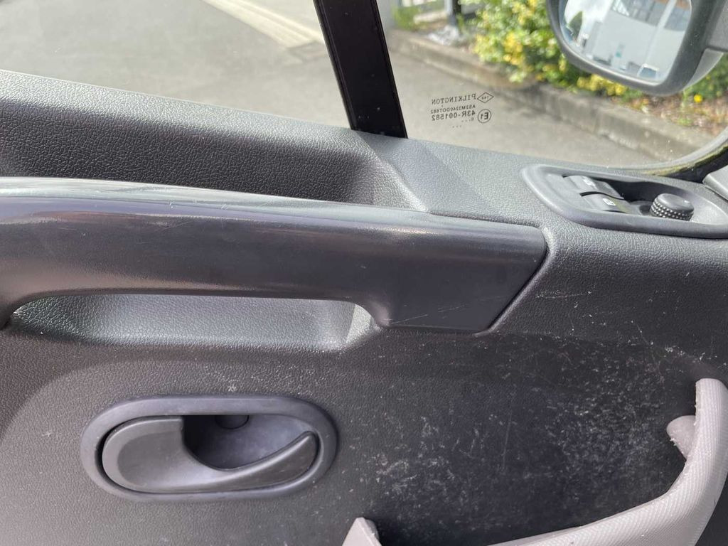 Camión con plataforma elevadora, Furgoneta Renault Master 2.3 dCi / KLUBB K26, 12m: foto 15 Camión con plataforma elevadora, Furgoneta Renault Master 2.3 dCi / KLUBB K26, 12m: foto 15