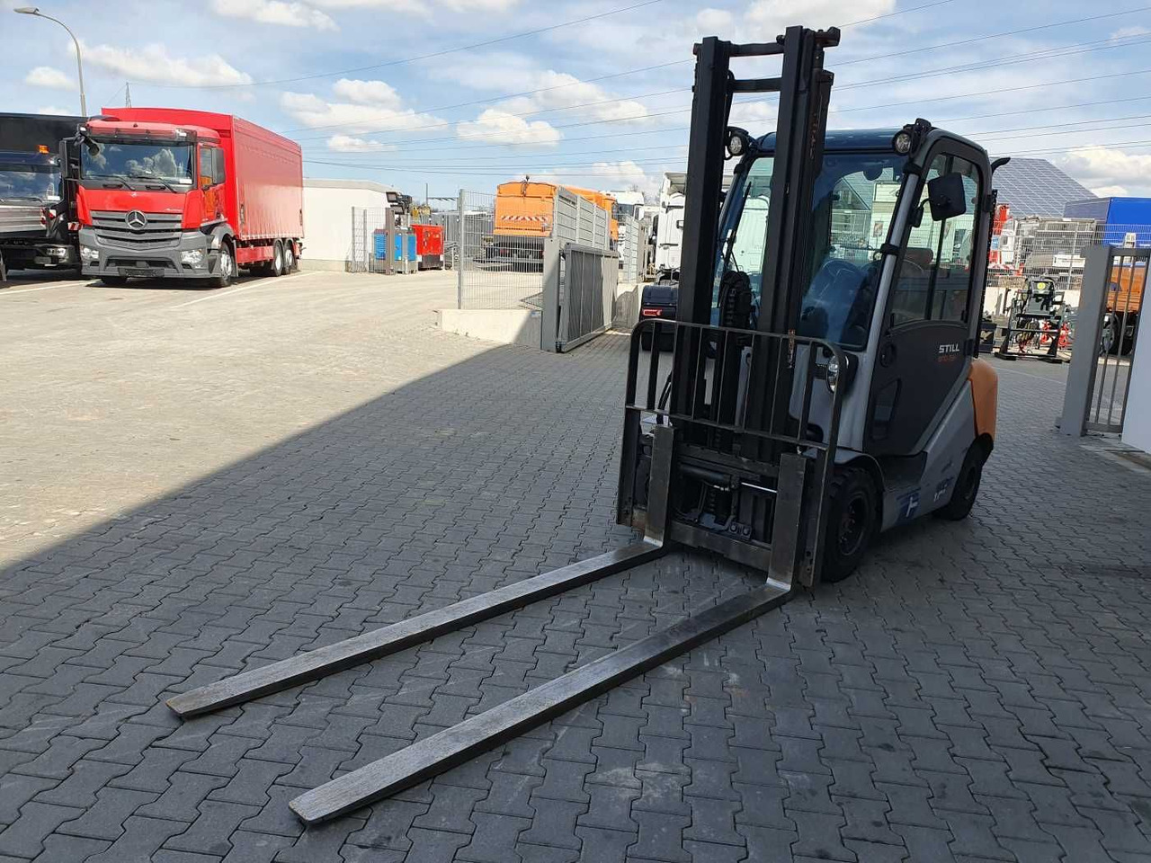 Carretilla elevadora diésel Still RX70-35 / Duplex: 3.60m! / nur 5.071h! / SS: foto 7 Carretilla elevadora diésel Still RX70-35 / Duplex: 3.60m! / nur 5.071h! / SS: foto 7