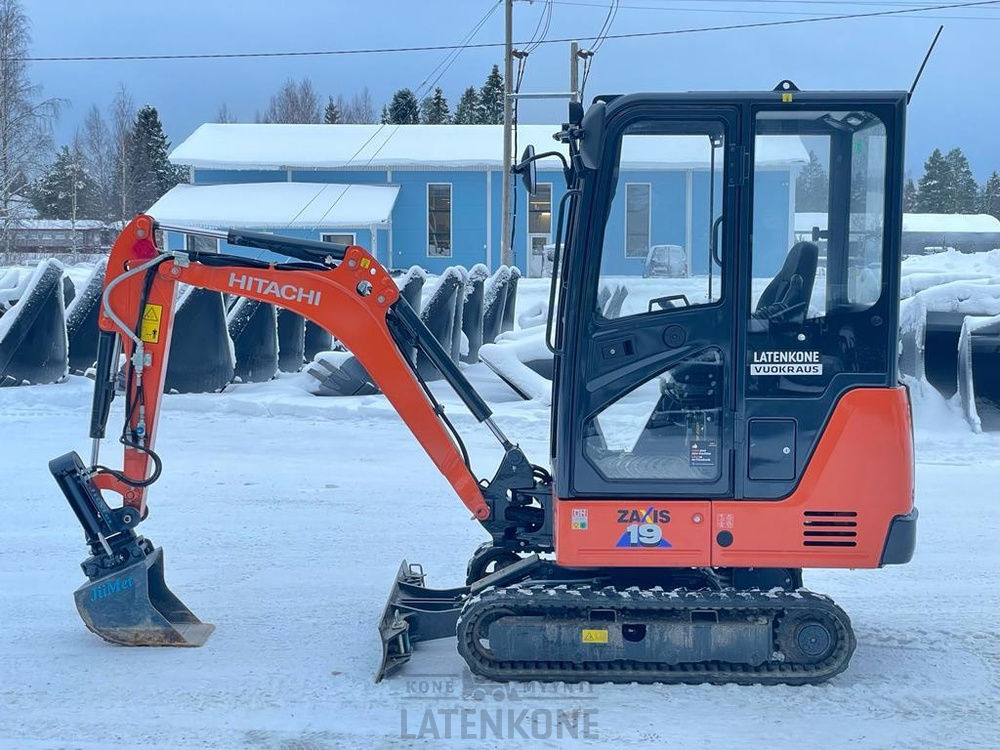 Hitachi ZX 19-6 kaivinkone - Excavadora de cadenas: foto 5 Hitachi ZX 19-6 kaivinkone - Excavadora de cadenas: foto 5