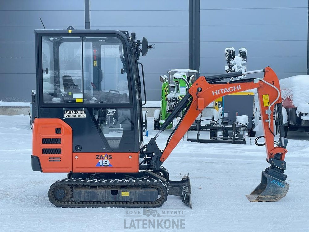 Hitachi ZX 19-6 kaivinkone - Excavadora de cadenas: foto 1 Hitachi ZX 19-6 kaivinkone - Excavadora de cadenas: foto 1