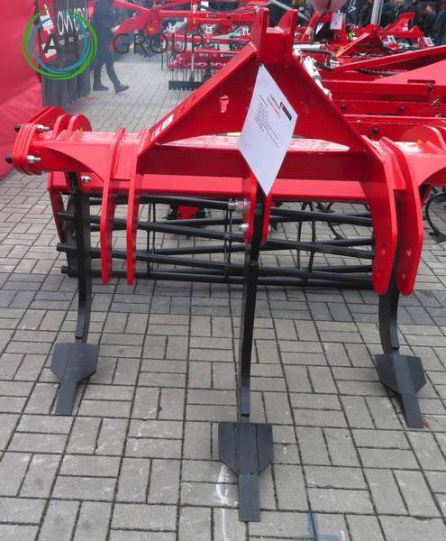 Awemak modular subsoiler Shorti (3 teeth) - Subsolador: foto 1 Awemak modular subsoiler Shorti (3 teeth) - Subsolador: foto 1