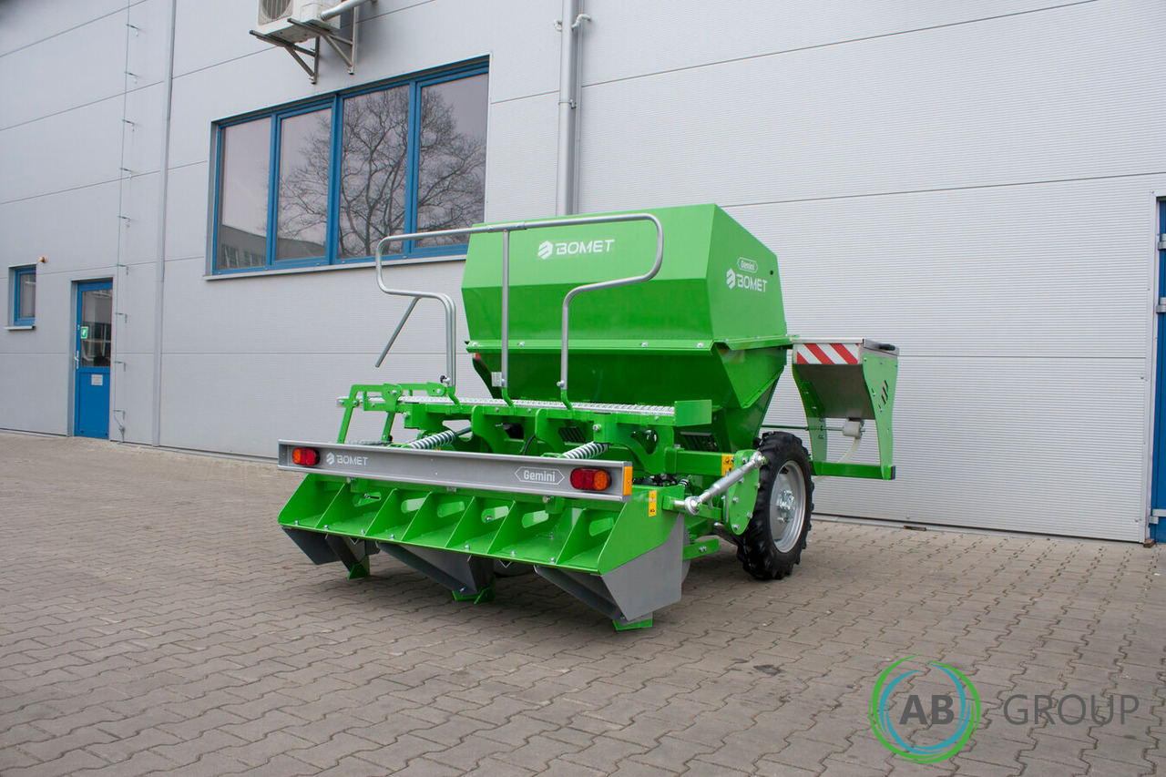 Bomet Gemini S339/1 two-row potato planter (inter-row width: 75 - 90 cm) - Plantadora de patatas: foto 1 Bomet Gemini S339/1 two-row potato planter (inter-row width: 75 - 90 cm) - Plantadora de patatas: foto 1