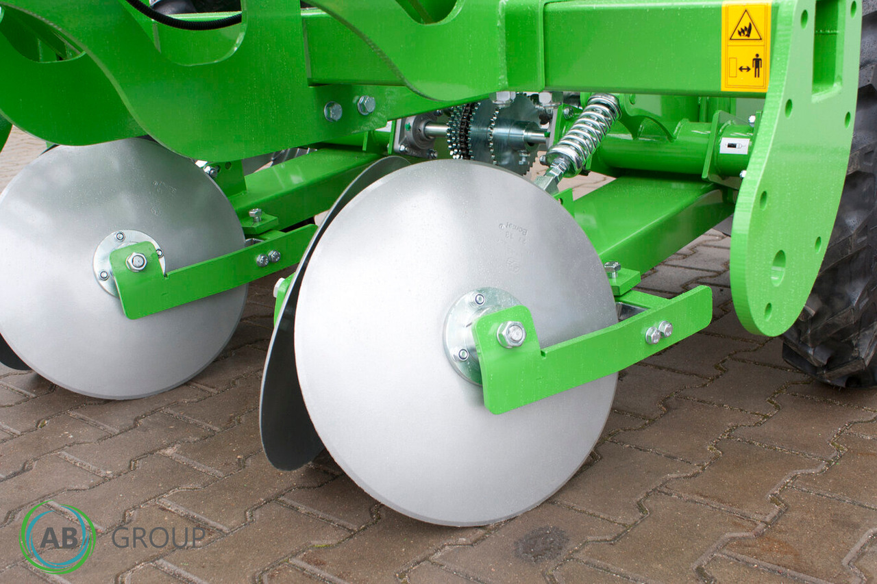 Bomet Gemini S339 two-row potato planter (inter-row width: 67.5 - 80 cm) - Plantadora de patatas: foto 5 Bomet Gemini S339 two-row potato planter (inter-row width: 67.5 - 80 cm) - Plantadora de patatas: foto 5