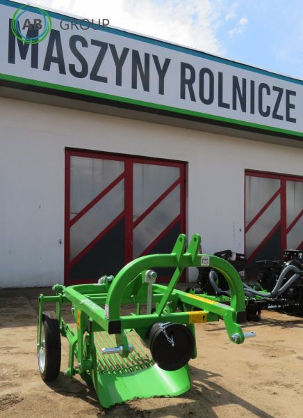 Bomet Ursa Z655/1 vibrating potato digger with rear discharge – available immediately - Arrancadora de patatas: foto 1 Bomet Ursa Z655/1 vibrating potato digger with rear discharge – available immediately - Arrancadora de patatas: foto 1