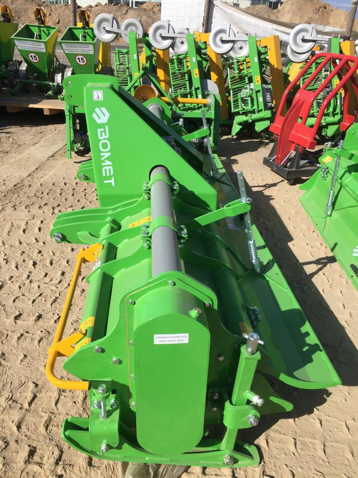 Bomet rotary tiller Volans U540/6, 2,6 m - Rotocultivador: foto 1 Bomet rotary tiller Volans U540/6, 2,6 m - Rotocultivador: foto 1