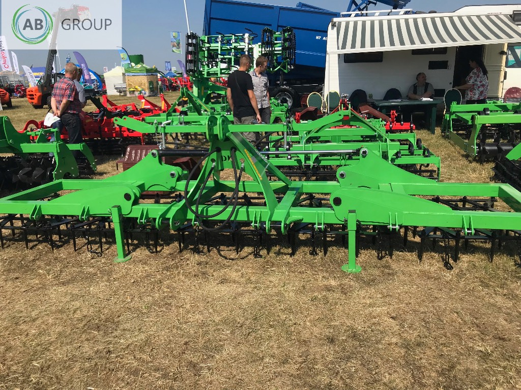 Dziekan hydraulic folding meadow harrow WUKA 5m 5C20H - Rastra de cadenas: foto 3 Dziekan hydraulic folding meadow harrow WUKA 5m 5C20H - Rastra de cadenas: foto 3