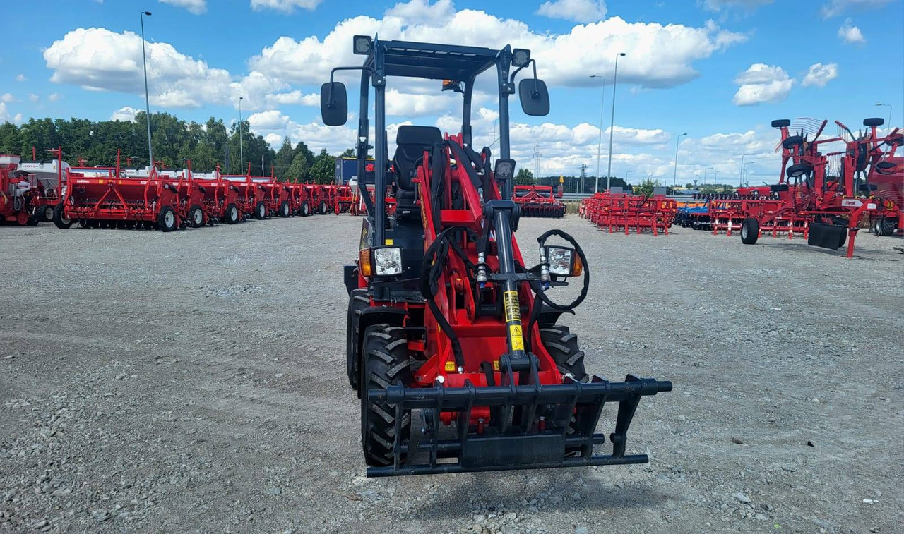 Fimaks mini loader LS33 - on stock - Cargadora articulada: foto 2 Fimaks mini loader LS33 - on stock - Cargadora articulada: foto 2