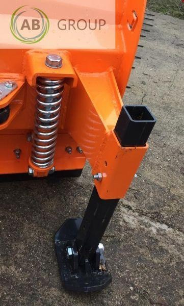 Inter-Tech hydraulic snow plough PSSHV-02, 2.1 m - Cuchilla quitanieves para Maquinaria agrícola: foto 3 Inter-Tech hydraulic snow plough PSSHV-02, 2.1 m - Cuchilla quitanieves para Maquinaria agrícola: foto 3