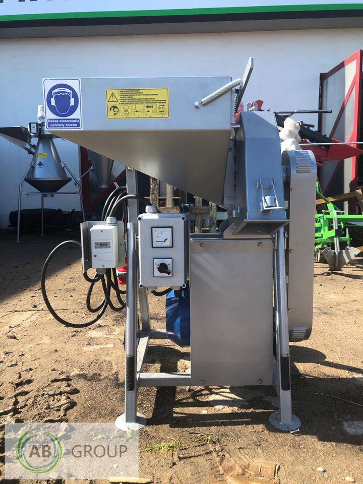 POM Augustów grain shredder H115/1 - Equipo poscosecha: foto 1 POM Augustów grain shredder H115/1 - Equipo poscosecha: foto 1