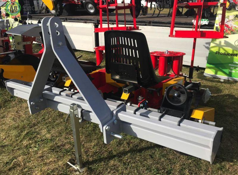 Semi-automatic carousel planter 2 rows Solan S219 K - Maquinaria de siembra: foto 3 Semi-automatic carousel planter 2 rows Solan S219 K - Maquinaria de siembra: foto 3