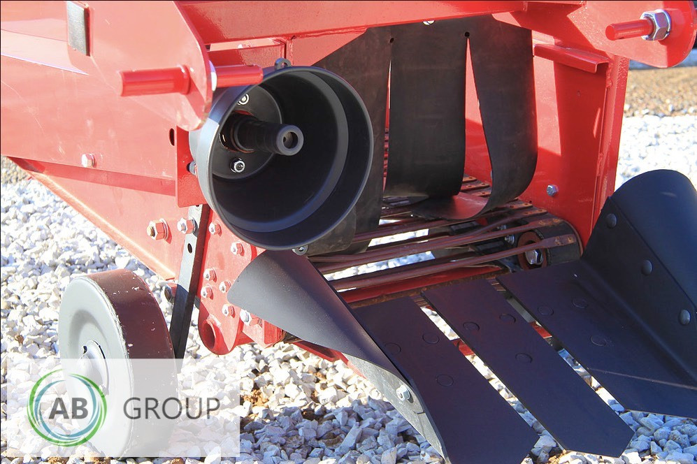 Wirax single-row potato digger - Arrancadora de patatas: foto 5 Wirax single-row potato digger - Arrancadora de patatas: foto 5