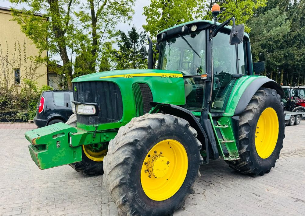 John Deere 6920 Powerquad - Tractor: foto 1 John Deere 6920 Powerquad - Tractor: foto 1