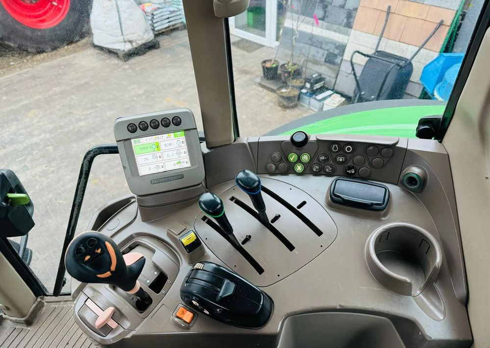 Tractor John Deere 7430 Premium: foto 13 Tractor John Deere 7430 Premium: foto 13