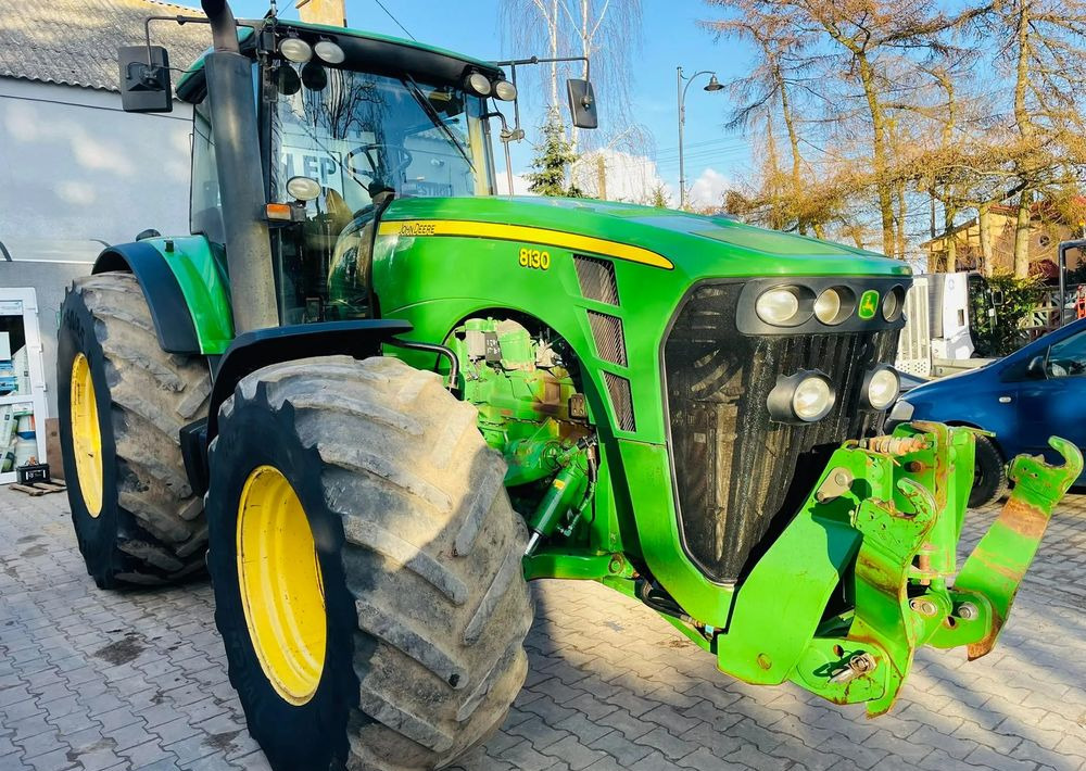 John Deere 8130 - Tractor: foto 3 John Deere 8130 - Tractor: foto 3