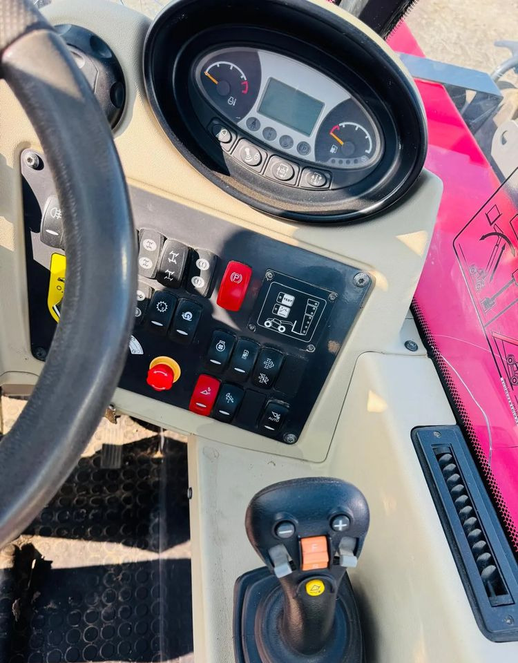 Manipulador telescópico Massey Ferguson TH 70.38: foto 18 Manipulador telescópico Massey Ferguson TH 70.38: foto 18