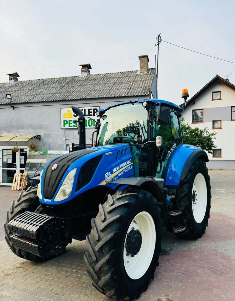 New Holland T5.110 - Tractor: foto 1 New Holland T5.110 - Tractor: foto 1