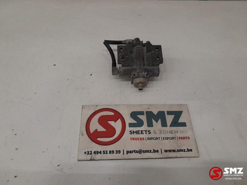 DAF Occ AdBluedoseermodule DAF - Procesamiento de combustible para Camión: foto 5 DAF Occ AdBluedoseermodule DAF - Procesamiento de combustible para Camión: foto 5