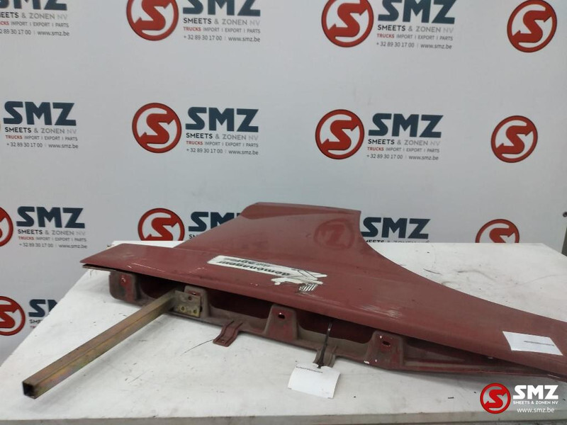 DAF Occ deurverlenging links DAF XF95 1911138 - Puerta y piezas para Camión: foto 3 DAF Occ deurverlenging links DAF XF95 1911138 - Puerta y piezas para Camión: foto 3