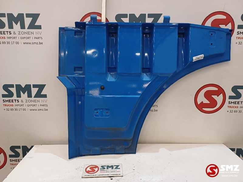 DAF Occ deurverlenging rechts DAF - Puerta y piezas para Camión: foto 2 DAF Occ deurverlenging rechts DAF - Puerta y piezas para Camión: foto 2