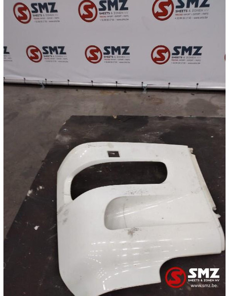 DAF Occ koplamppaneel rechts Daf 1398285 - Parachoques para Camión: foto 1 DAF Occ koplamppaneel rechts Daf 1398285 - Parachoques para Camión: foto 1