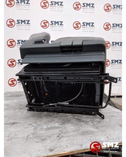 DAF Occ passagierszetel DAF LF45 - Asiento para Camión: foto 3 DAF Occ passagierszetel DAF LF45 - Asiento para Camión: foto 3