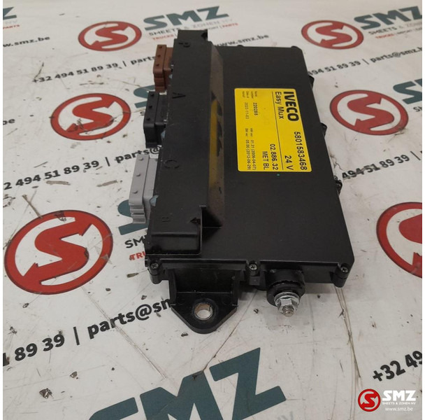 Iveco Occ ECU MET BL regeleenheid Iveco - Unidad de control para Camión: foto 3 Iveco Occ ECU MET BL regeleenheid Iveco - Unidad de control para Camión: foto 3