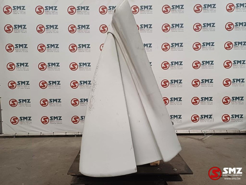 Iveco Occ dakspoiler STRALIS E6 Iveco - Aerodinámica/ Spoiler para Camión: foto 4 Iveco Occ dakspoiler STRALIS E6 Iveco - Aerodinámica/ Spoiler para Camión: foto 4