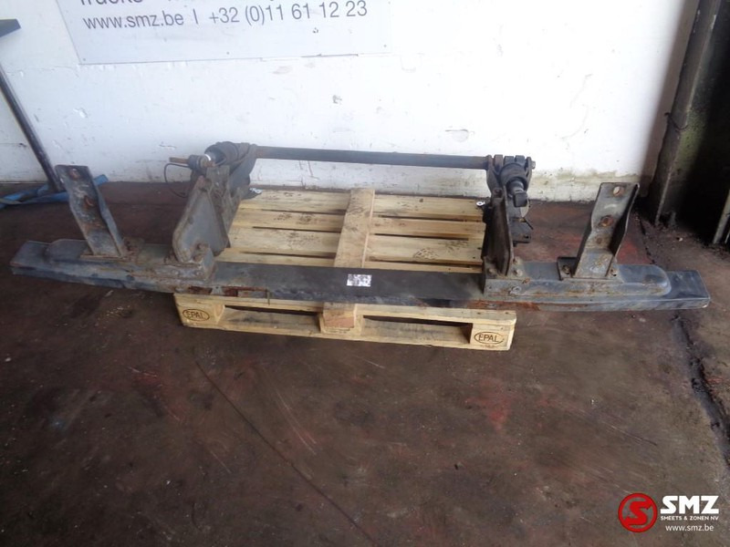 Iveco Occ voorbumper met cabineophanging Stralis - Parachoques para Camión: foto 1 Iveco Occ voorbumper met cabineophanging Stralis - Parachoques para Camión: foto 1