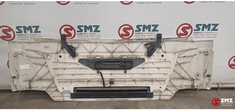 MAN Occ radiatorgrille MAN - Parrilla para Camión: foto 2 MAN Occ radiatorgrille MAN - Parrilla para Camión: foto 2