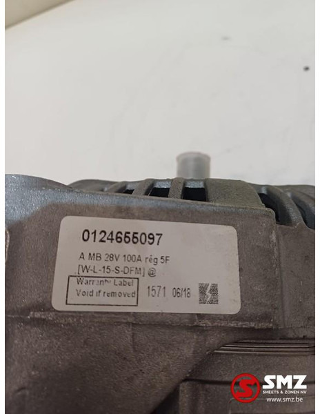 Mercedes-Benz Alternator Mercedes - Alternador para Camión: foto 4 Mercedes-Benz Alternator Mercedes - Alternador para Camión: foto 4