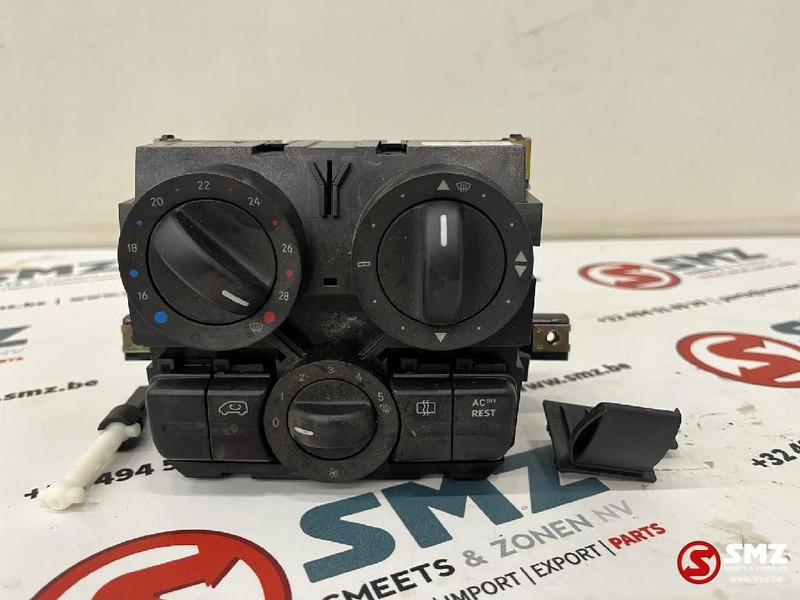 Mercedes-Benz Klimapaneel mercedes vito/viano - Cabina e interior para Furgoneta: foto 1 Mercedes-Benz Klimapaneel mercedes vito/viano - Cabina e interior para Furgoneta: foto 1