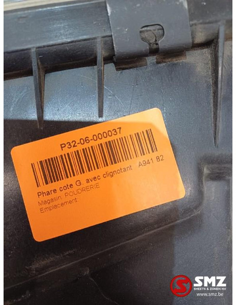 Mercedes-Benz Koplamp links Mercedes - Faro delantero para Camión: foto 4 Mercedes-Benz Koplamp links Mercedes - Faro delantero para Camión: foto 4