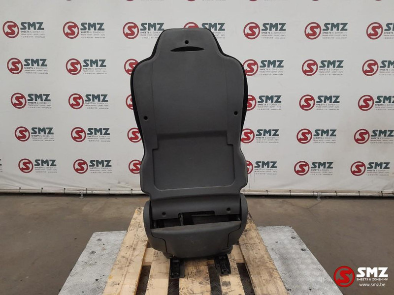 Mercedes-Benz Occ bestuurdersstoel Mercedes - Cabina e interior para Camión: foto 2 Mercedes-Benz Occ bestuurdersstoel Mercedes - Cabina e interior para Camión: foto 2