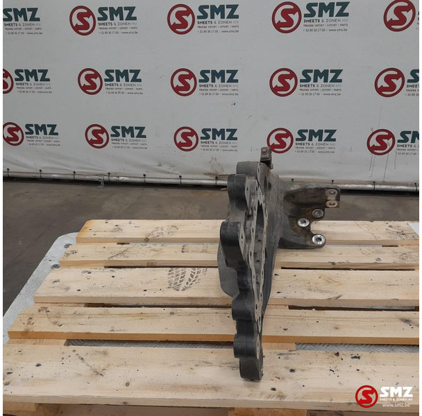 Mercedes-Benz Occ bladveerbeugel vooras rechts Mercedes - Bastidor/ Chasis para Camión: foto 3 Mercedes-Benz Occ bladveerbeugel vooras rechts Mercedes - Bastidor/ Chasis para Camión: foto 3