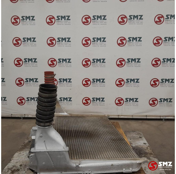 Mercedes-Benz Occ intercooler Mercedes - Intercooler para Camión: foto 3 Mercedes-Benz Occ intercooler Mercedes - Intercooler para Camión: foto 3