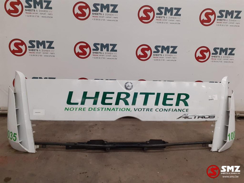 Mercedes-Benz Occ motorkap + windgeleiders Mercedes - Capota para Camión: foto 1 Mercedes-Benz Occ motorkap + windgeleiders Mercedes - Capota para Camión: foto 1