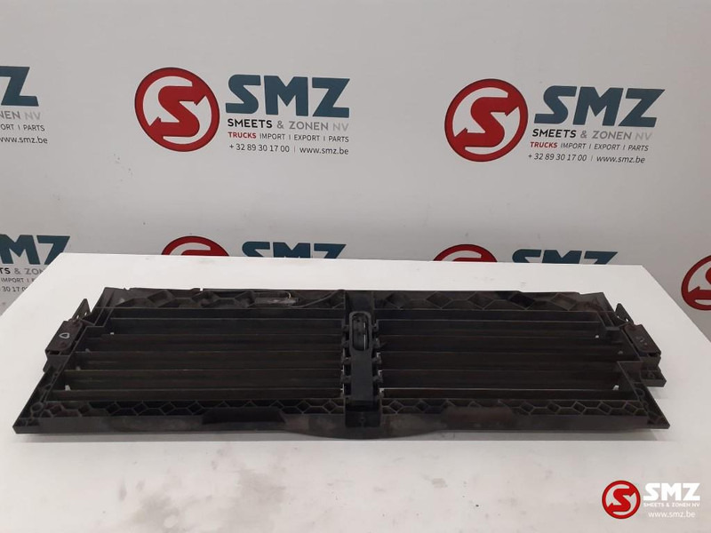 Mercedes-Benz Occ radiatorgrille Mercedes - Parrilla para Camión: foto 2 Mercedes-Benz Occ radiatorgrille Mercedes - Parrilla para Camión: foto 2